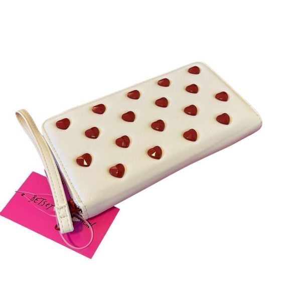 Betsey Johnson White Wallet/Wristlet with Red Studded Hearts. - Picture 3 of 5